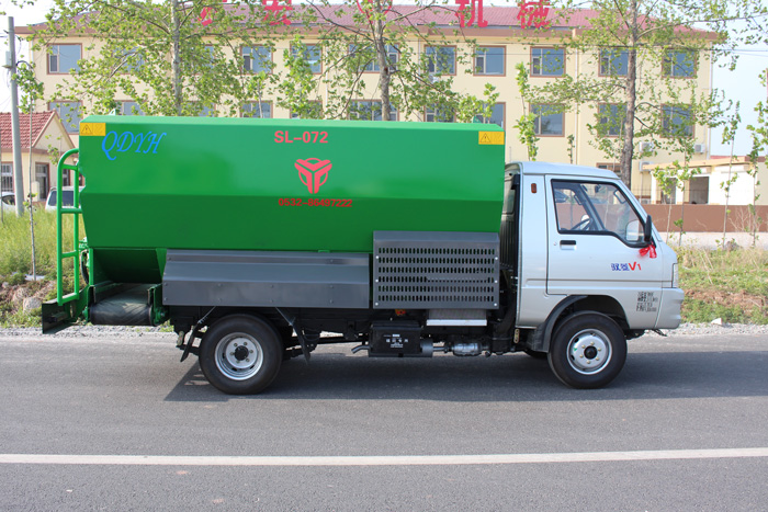 撒料車(chē)